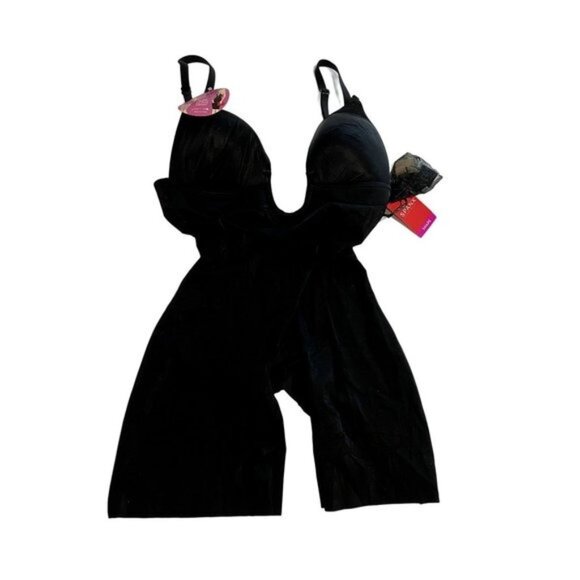 Spanx Plunge Low Back Bodysuit in Black